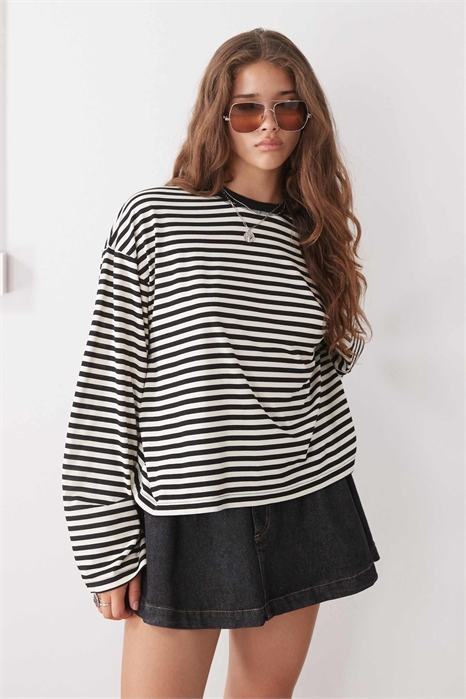 Футболка свободного кроя с круглым вырезом и длинными рукавами из смесовой ткани Bloom артикул 148922854