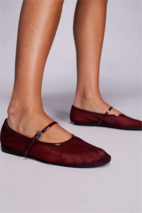 Балетки с пряжкой цвета сепии артикул 143440473