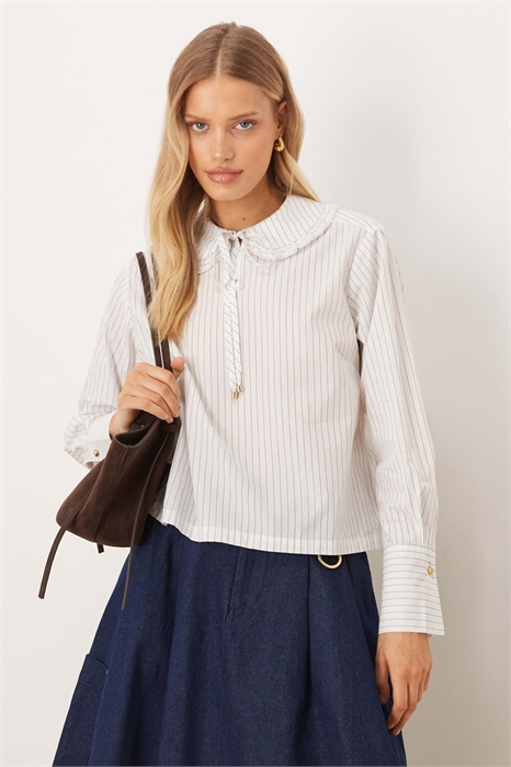 Рубашка Avery в тонкую полоску с объемным воротником и двойными манжетами артикул 153116549