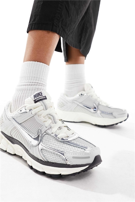 Кроссовки Zoom Vomero 5 артикул 135767555