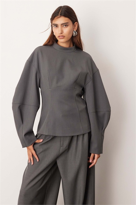 Топ с вырезанными швами и рукавами овальной формы co-ord артикул 148301484