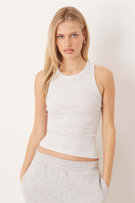 Майка с ребристым краем и облегающим кроем артикул 154605266