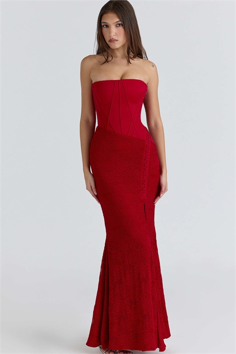 Макси-платье Валери из красного атласа с кружевом и открытыми плечами артикул 155059446