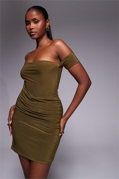 Эксклюзивное двухслойное облегающее мини-платье с открытыми плечами артикул 151521119