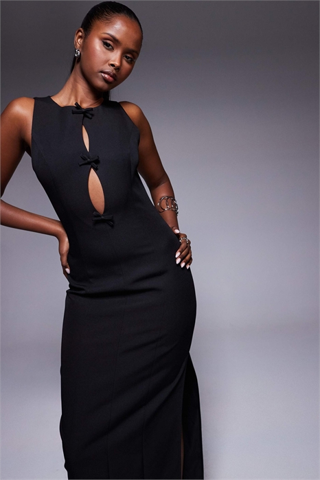 Макси-платье с эксклюзивным вырезом в виде банта и боковым разрезом артикул 147996347