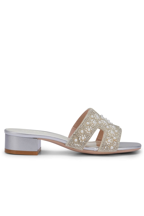 Сандалии-слипоны с декоративными элементами и широким каблуком артикул 151942501