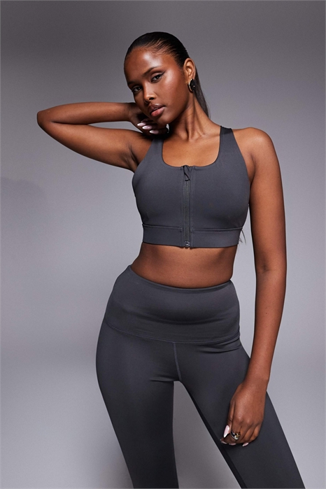 Спортивный бюстгальтер Icon с высоким лифом и поддержкой, съемными вставками и регулируемыми бретелями артикул 151779249