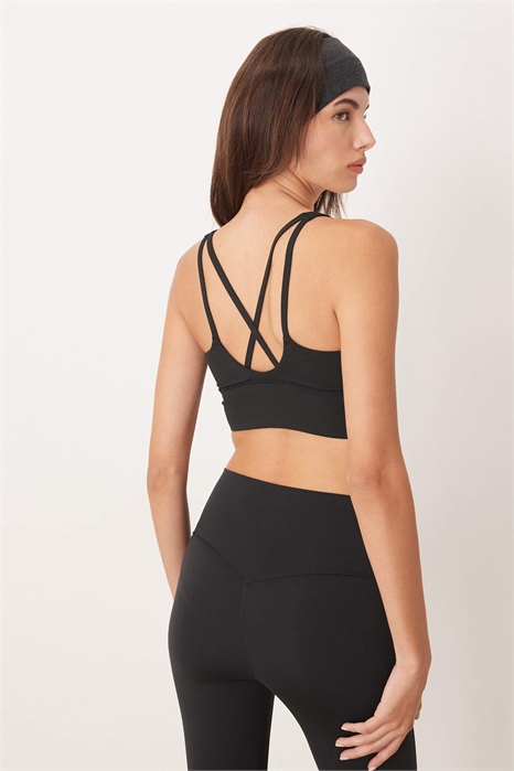 Топ на бретелях от Three Stripes Studios артикул 148818735