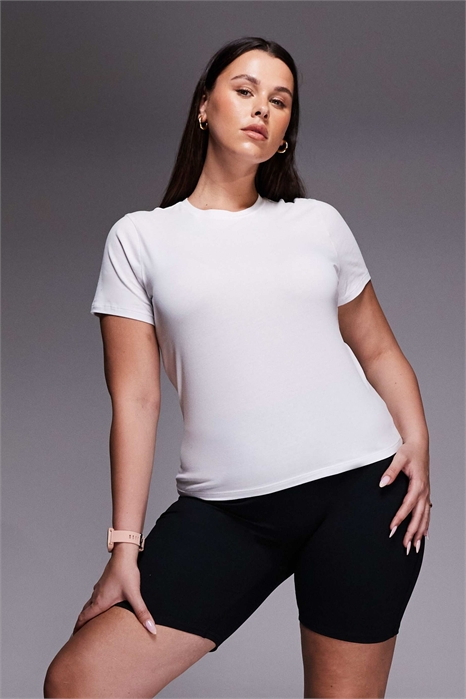 Хлопковая футболка повседневного кроя с облегающим силуэтом и технологией быстрого высыхания артикул 155004414