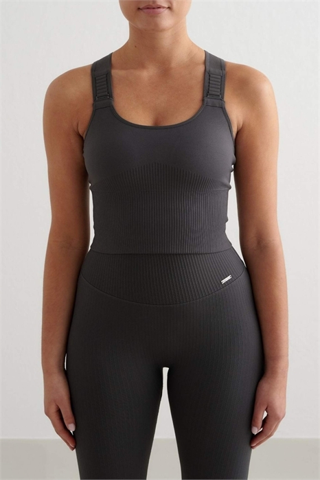 Бралетт серого цвета с ребристой текстурой, бесшовный, с высокой степенью поддержки артикул 152362198