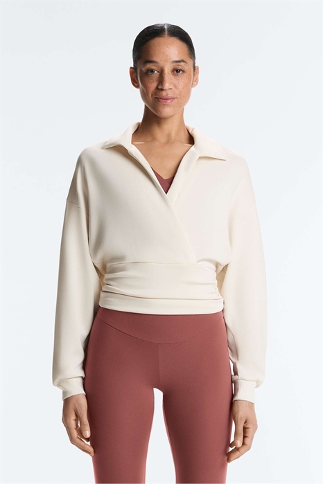 Свитшот с высоким воротником из мягкого модала артикул 155647884