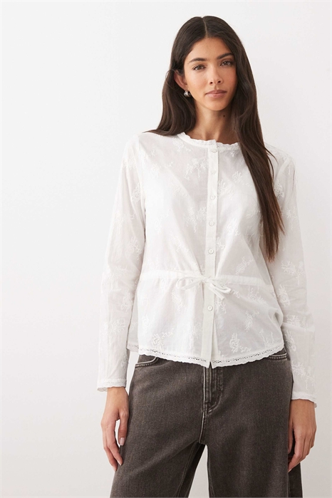 Рубашка с завязкой на талии и цветочной вышивкой артикул 153115979