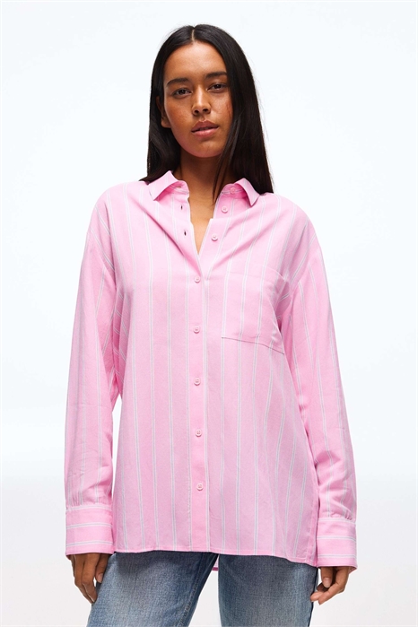 Рубашка свободного кроя артикул 155842354