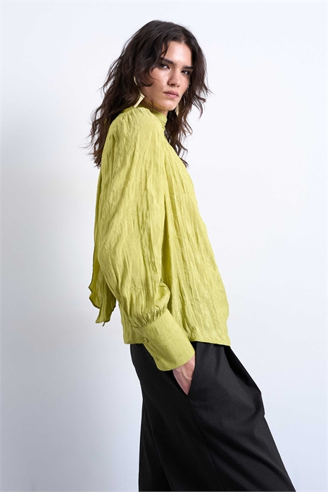 Блузка с гофрированным шарфом артикул 150563149