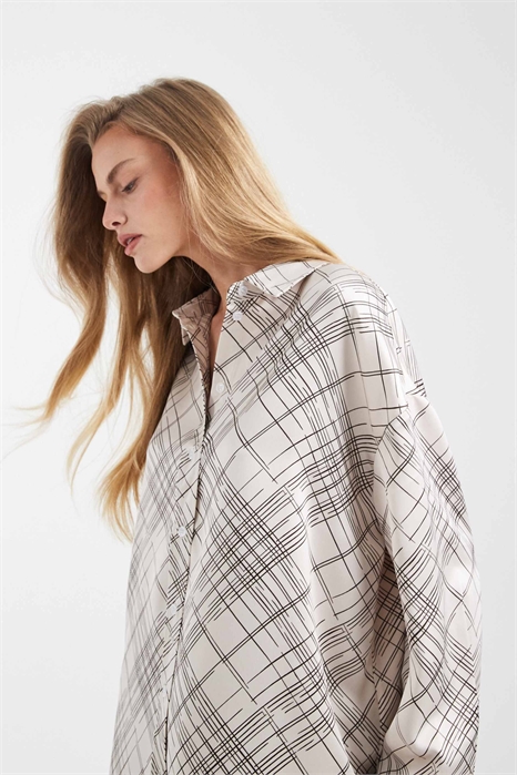 Рубашка с атласными широкими манжетами co-ord артикул 153494833