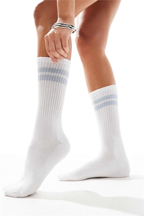 Спортивные ребристые носки артикул 136528818