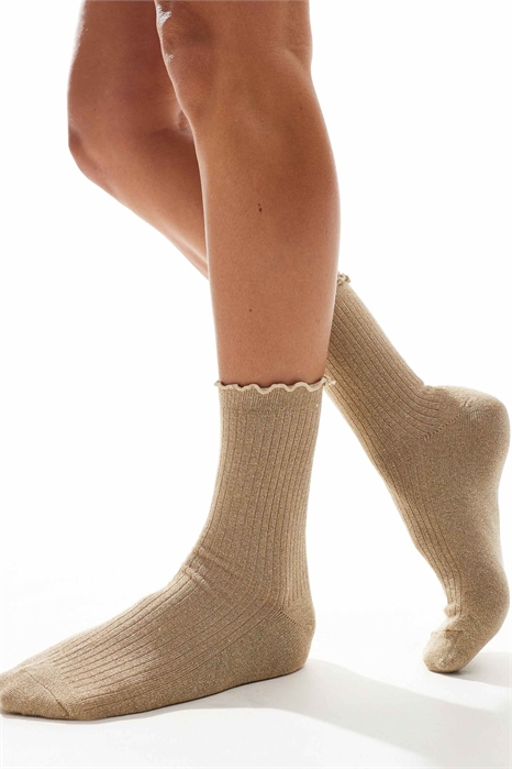 Носки с блестками и оборкой по краю артикул 136528814