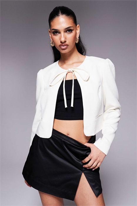 Блейзер с завязками спереди артикул 143020078