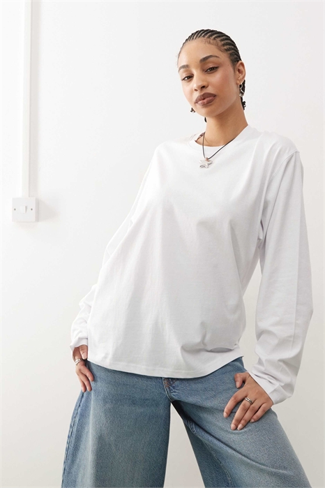 Футболка с длинными рукавами свободного прямого кроя артикул 142803927