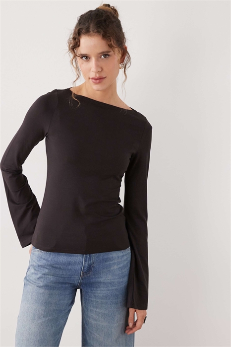 Топ с длинными рукавами и лодочным вырезом от Annie артикул 153576763