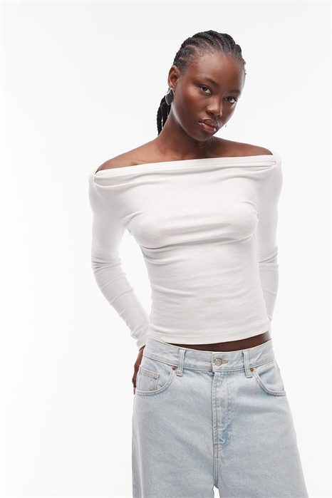 Топ с длинными рукавами и горловиной «лодочка» с отделкой тесьмой артикул 151480995