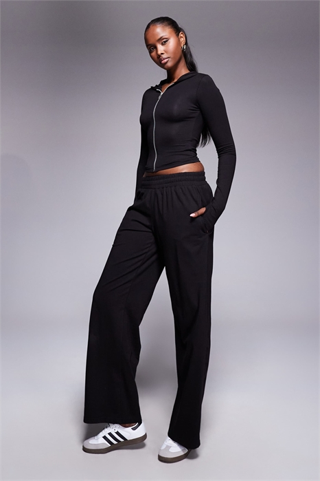 Джоггеры с широкими брючинами из ткани с высоким содержанием хлопка и мягкой текстурой co-ord артикул 152796106