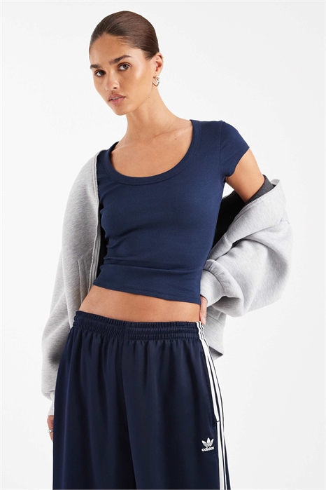 Футболка с круглым вырезом артикул 152011124