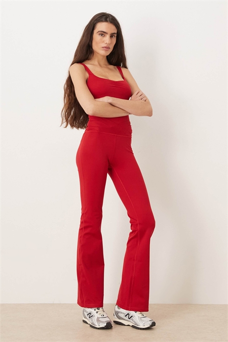 Брюки с зауженной талией и расклешенными штанинами от Gilly Hicks co-ord артикул 154114635