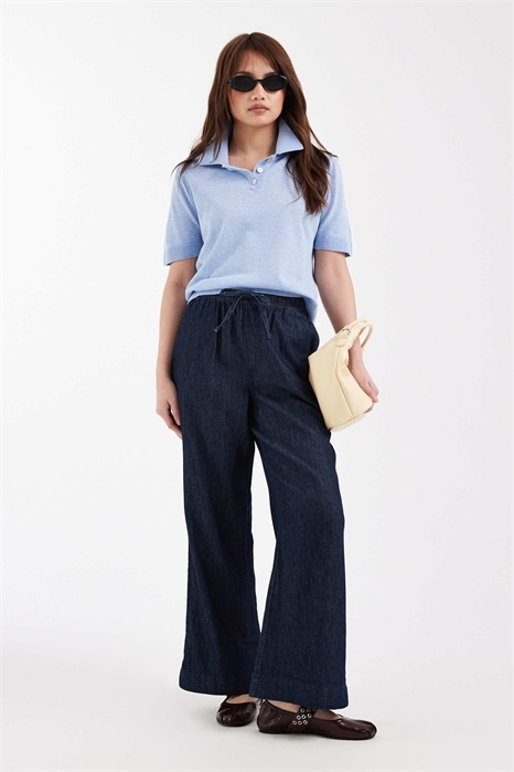 Брюки из джинсовой ткани чамбрей с широкими брючинами артикул 155388679