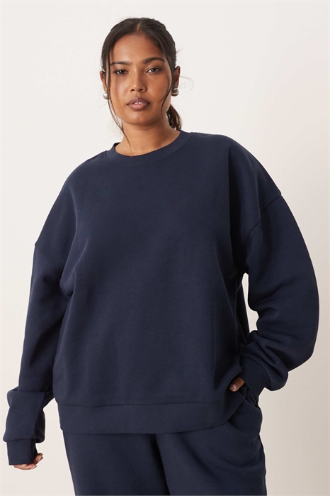 ASOS DESIGN Curve — свитшот с широким вырезом и объемным кроем артикул 147904720