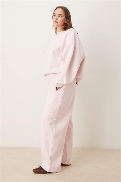 ASOS DESIGN Curve — джоггеры премиум-класса с швами по бокам и широкими брючинами, плотность ткани 500 г/м² артикул 150783607