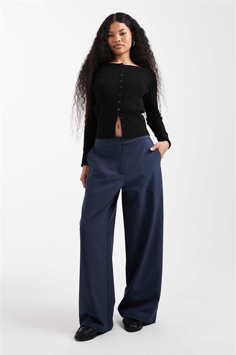 Брюки с прямым кроем, свободного покроя, в стиле «petite» артикул 150529262