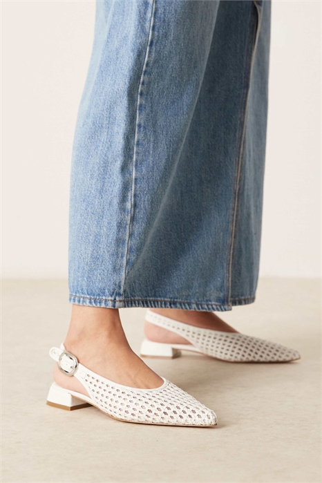 Балетки Леонора со шнурками сзади артикул 141860038