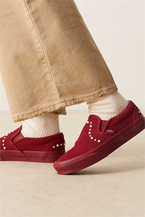 Классические кроссовки-слипоны с жемчужными элементами артикул 150174009