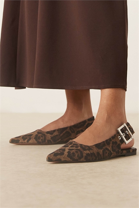 Балетки с широкой колодкой, линейной пряжкой и открытой пяткой артикул 144531574