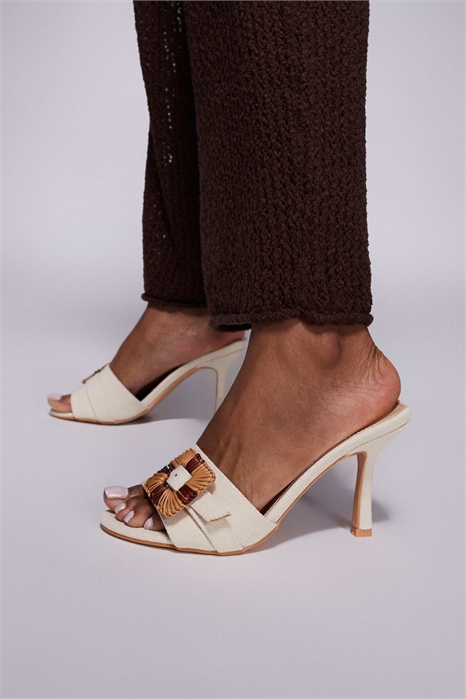 Сандалии-муле Andria на среднем каблуке с пряжкой артикул 139379844