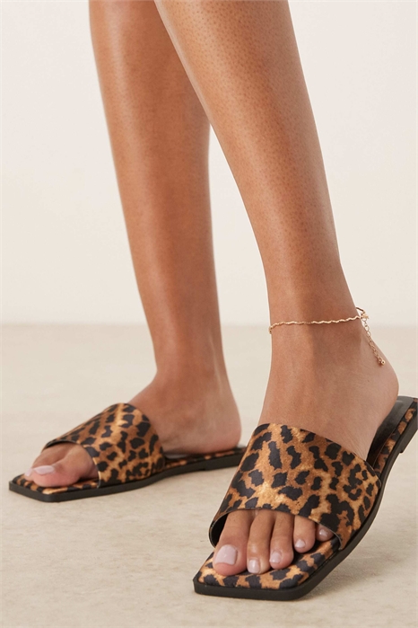 Босоножки-муле с квадратным носком и широкой колодкой артикул 141528200