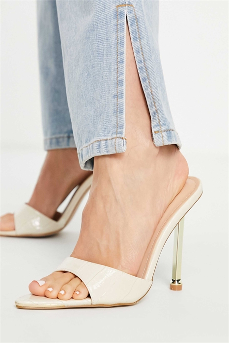 Simmi London — туфли-муле с заостренным носком и золотым каблуком артикул 1893346