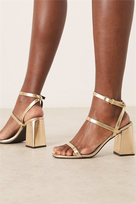 Сандалии Jeeya на блочном каблуке артикул 149550762