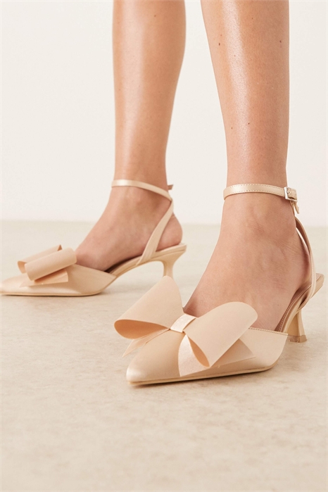 Свадебные туфли на низком каблуке с бантиком артикул 149858867