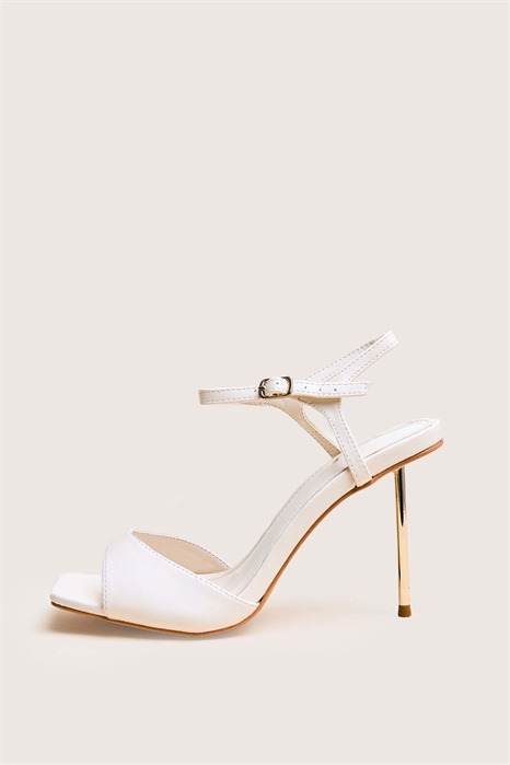 Там лежит ячмень, карандаш и туфли на шпильке артикул 153931142