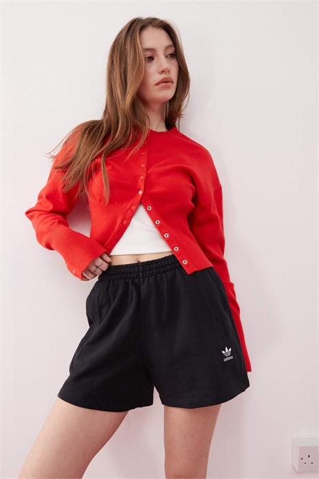 Незаменимые шорты артикул 134176553