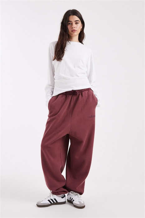 Линейные джоггеры Essentials артикул 153695671