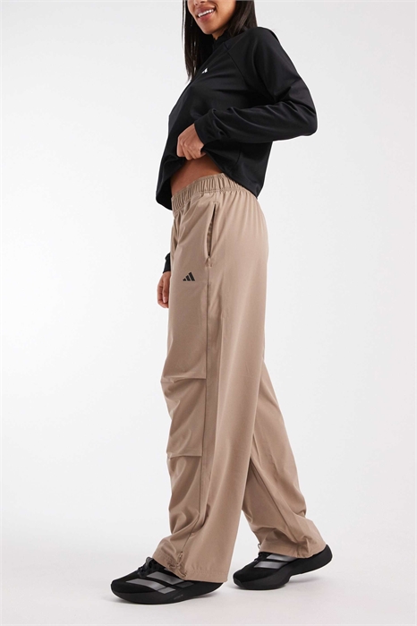 Незаменимые тренировочные брюки из трикотажа артикул 153898757