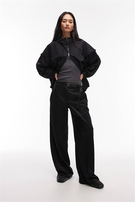 Брюки с прямыми брючинами и ремнем артикул 149959763