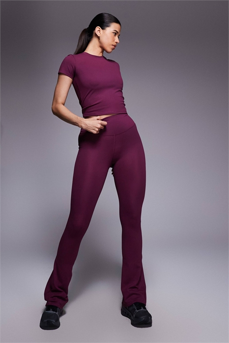 Леггинсы для йоги Icon с мягкой поверхностью, высокой талией и зауженными штанинами артикул 148448993