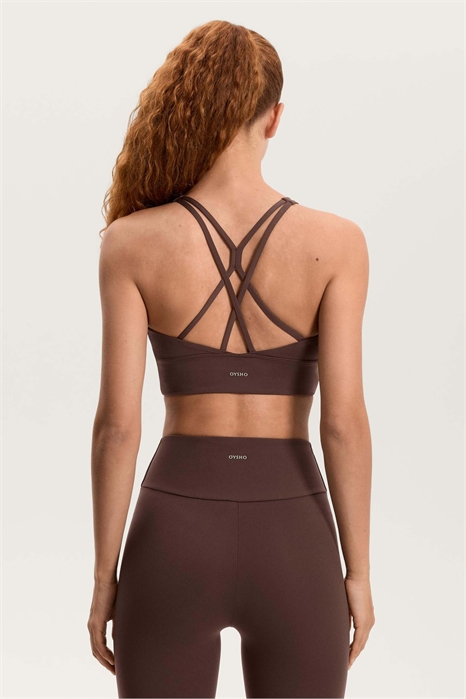 Спортивный бюстгальтер Comfortlux со средней степенью поддержки и чашками артикул 154705012