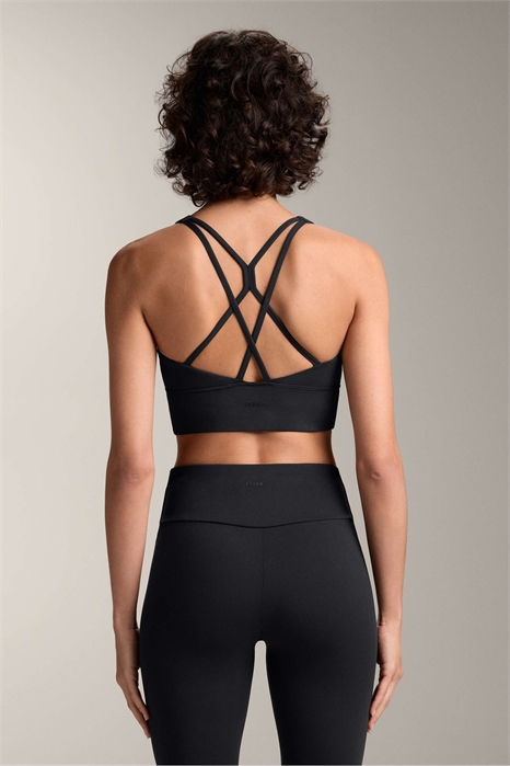 Спортивный бюстгальтер Comfortlux со средней степенью поддержки и чашками артикул 149714599