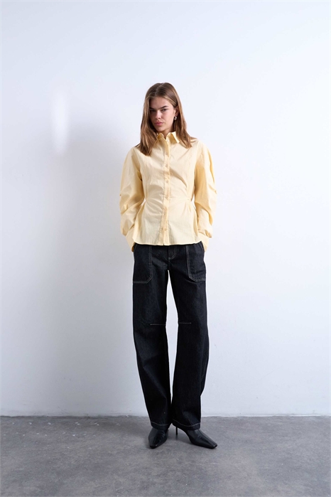 Джинсы с утилитарными карманами и зауженным кроем артикул 151413844