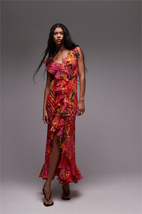 Платье премиум-класса с оборками и мелкими складками артикул 139432285